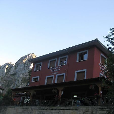 Hostal El Duje Tielve Extérieur photo