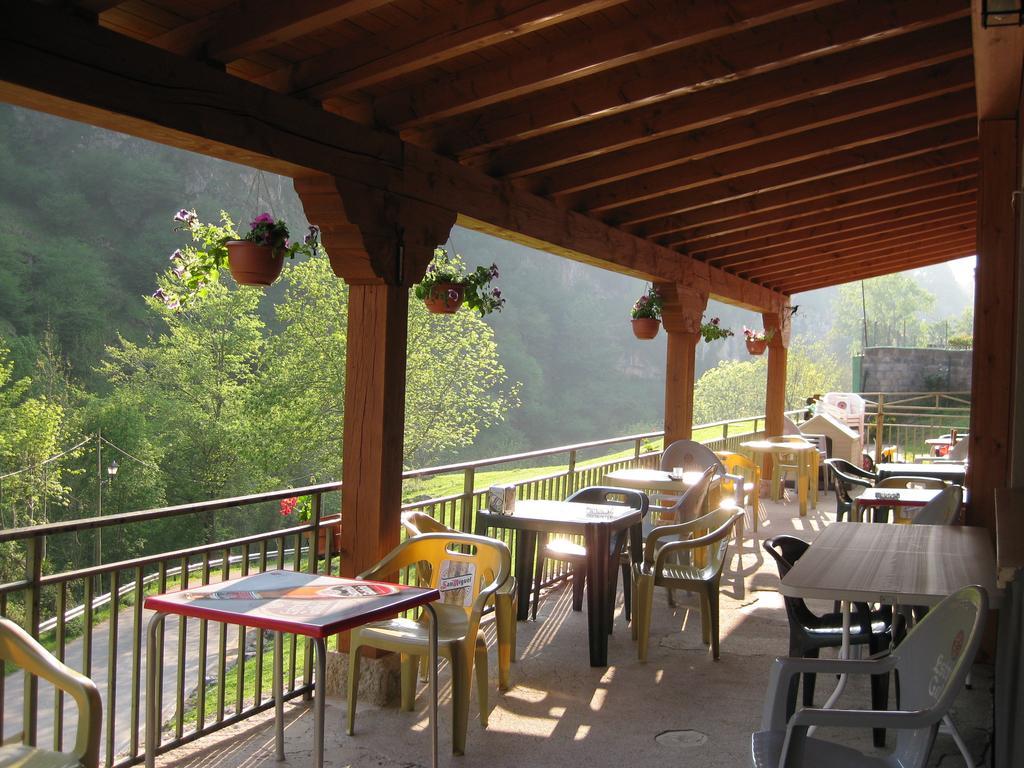 Hostal El Duje Tielve Extérieur photo