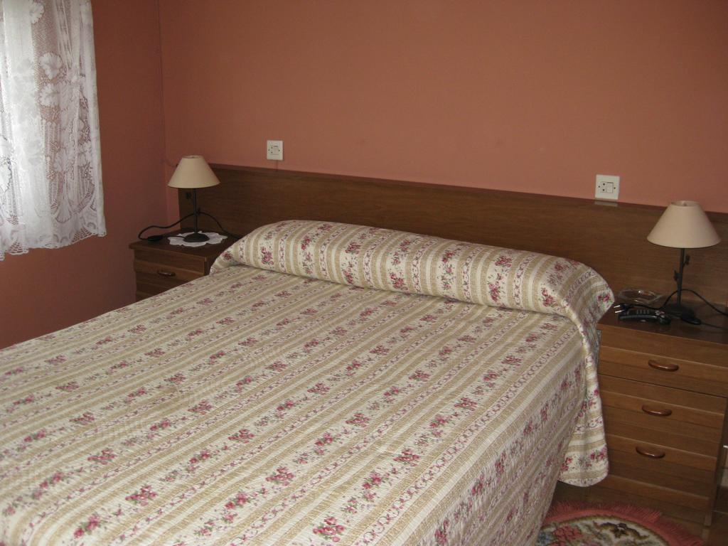 Hostal El Duje Tielve Extérieur photo